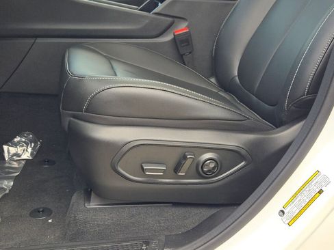 New 2025 Jeep Grand Cherokee Limited image 25