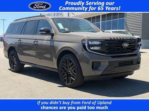 New 2026 Ford Expedition Max Platinum w/ Stealth Performance Package AWD/4WD image 1