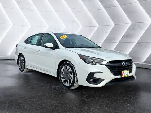 Used 2024 Subaru Legacy Limited image 8