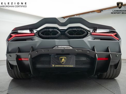 Used 2024 Lamborghini Revuelto image 23