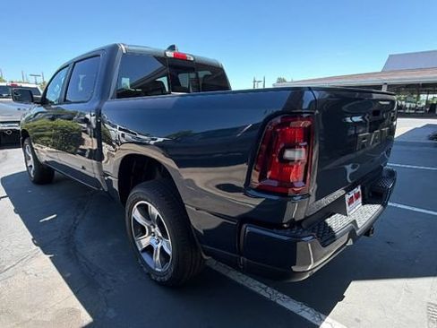 New 2026 RAM 1500 Express AWD/4WD image 6