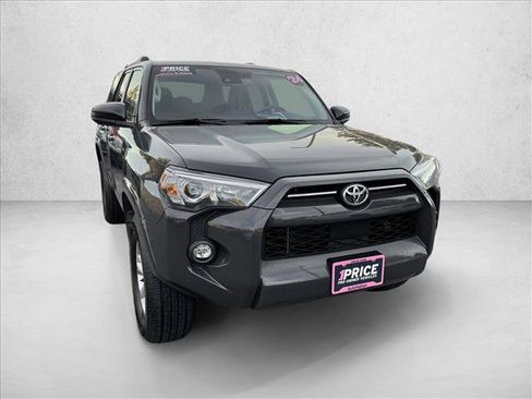 Used 2024 Toyota 4Runner SR5 image 3