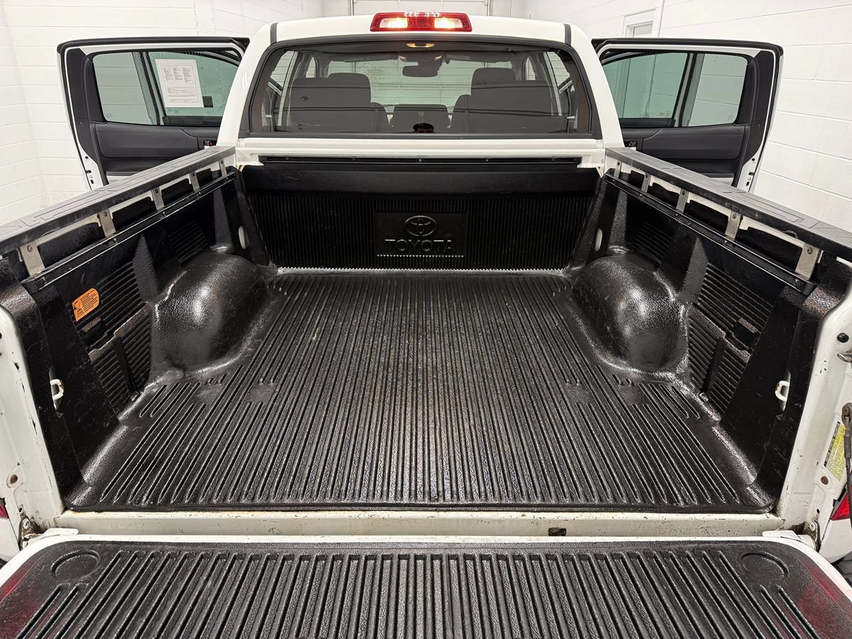 Used 2019 Toyota Tundra SR5 AWD/4WD image 28
