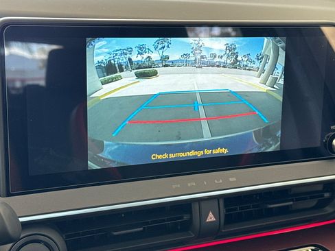 New 2026 Toyota Prius Plug-In Hybrid FWD image 18