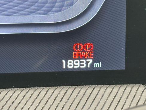 Used 2023 Kia EV6 GT-Line w/ GT-Line Suede Seat Package image 19