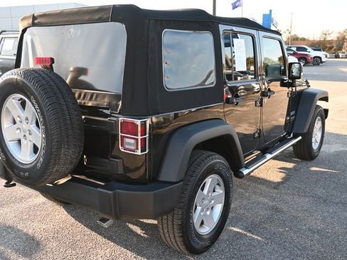 Used 2018 Jeep Wrangler Unlimited Sport S image 5