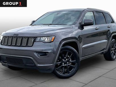 Used 2020 Jeep Grand Cherokee Altitude