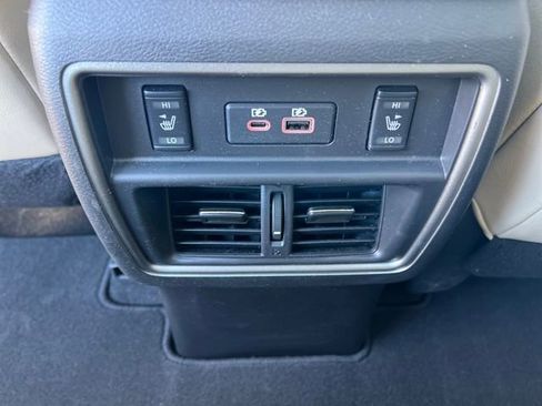 Used 2024 Nissan Murano SL image 21