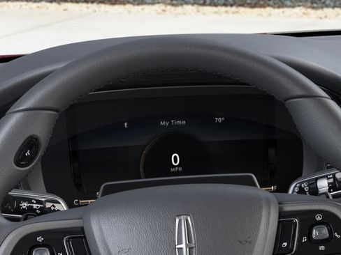 New 2026 Lincoln Corsair Premiere image 13