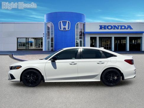 Certified 2024 Honda Civic Sport image 4