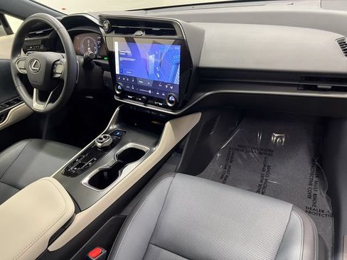 Used 2023 Lexus RZ 450e Premium w/ Technology Package AWD/4WD image 12