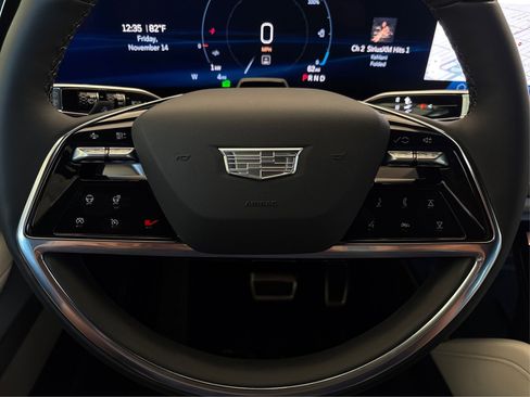 New 2026 Cadillac Vistiq Luxury image 19