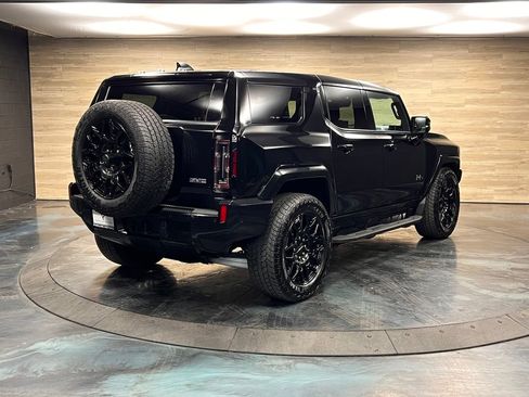 Used 2025 GMC Hummer EV 2X AWD/4WD image 25
