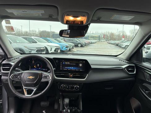 Used 2024 Chevrolet TrailBlazer LT w/ Convenience Package image 29