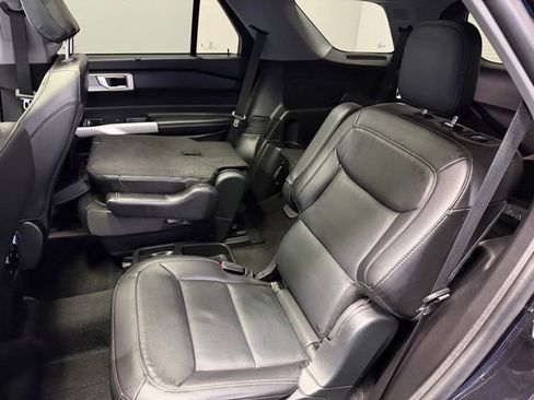 Used 2021 Ford Explorer Limited w/ Hybrid Equipment Group 310A AWD/4WD image 19