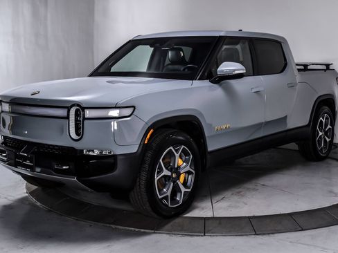 Used 2022 Rivian R1T Adventure AWD/4WD image 3