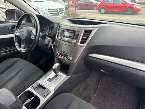 Used 2013 Subaru Outback 2.5i Premium w/ All-Weather Pkg image 25