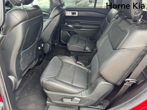 Used 2020 Ford Explorer ST w/ Premium Technology Package AWD/4WD image 12
