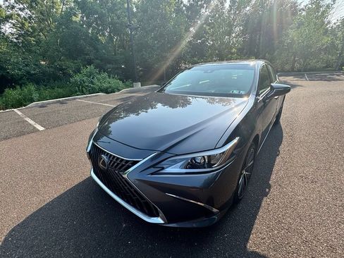 Used 2025 Lexus ES 350 w/ Premium Package FWD image 10