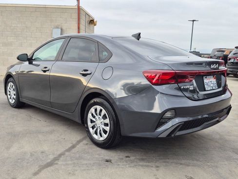 Used 2024 Kia Forte LX FWD image 4
