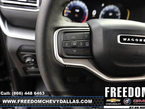 Used 2025 Jeep Wagoneer L Series II AWD/4WD image 20