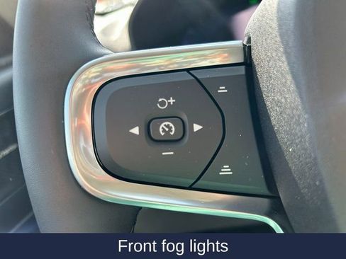 New 2025 Volvo XC40 B5 Ultra w/ Protection Package image 23