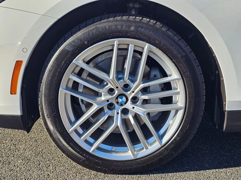 Certified 2025 BMW 530i xDrive 530i xDrive w/ Premium Package image 8