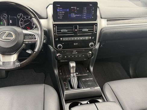 Used 2023 Lexus GX 460 Premium w/ Premium Package AWD/4WD image 16