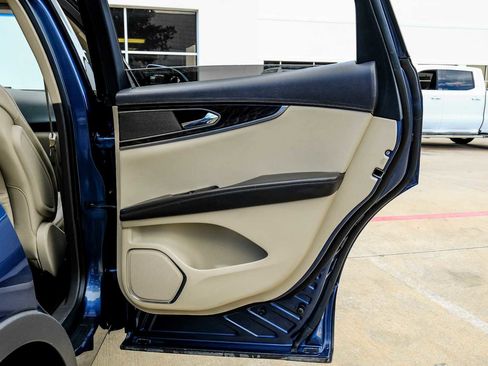 Used 2018 Lincoln MKX Select w/ Select Plus Package image 47