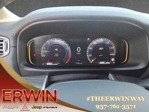 Certified 2024 Jeep Wagoneer L Series II w/ Flexible Seating Group AWD/4WD image 21