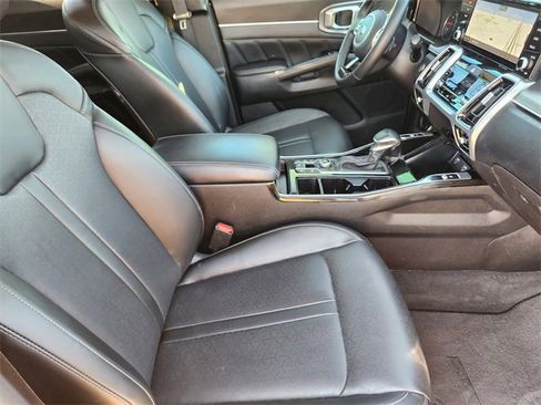 Used 2021 Kia Sorento SX image 14
