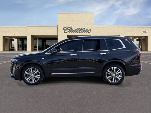 Used 2020 Cadillac XT6 Premium Luxury FWD image 8