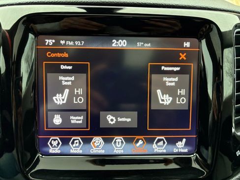 Used 2017 Jeep Compass Limited image 41