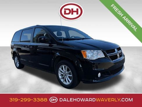 Used 2020 Dodge Grand Caravan SXT w/ Driver Convenience Group FWD image 1