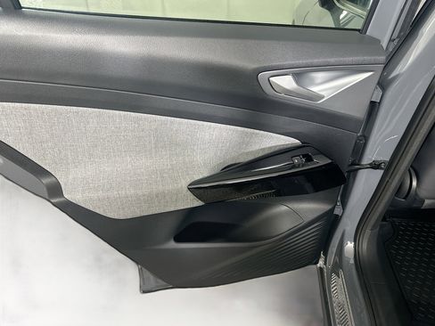 Used 2024 Volkswagen ID.4 2WD image 26