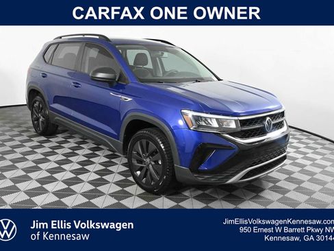 Used 2022 Volkswagen Taos S FWD image 1