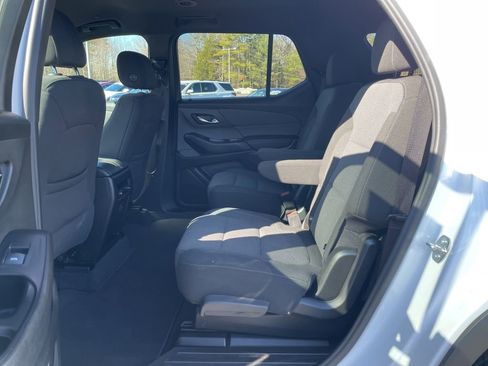 Used 2023 Chevrolet Traverse LT AWD/4WD image 33
