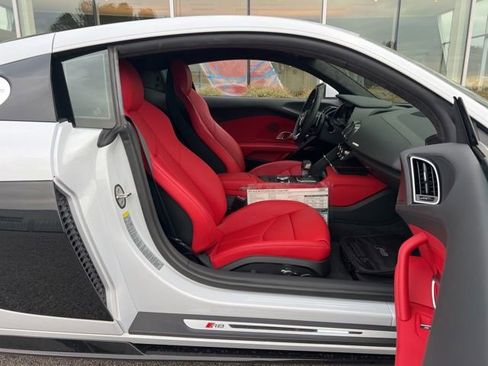 Used 2023 Audi R8 V10 performance image 29