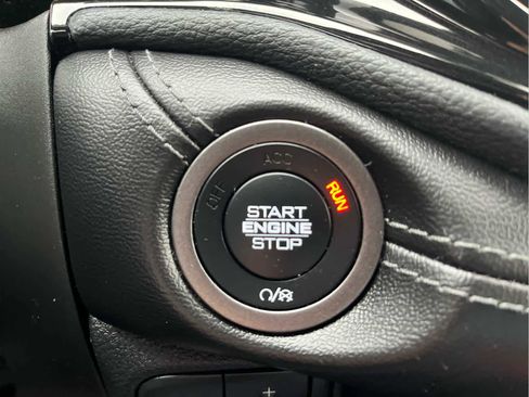 Used 2023 Dodge Durango SXT Launch Edition image 36