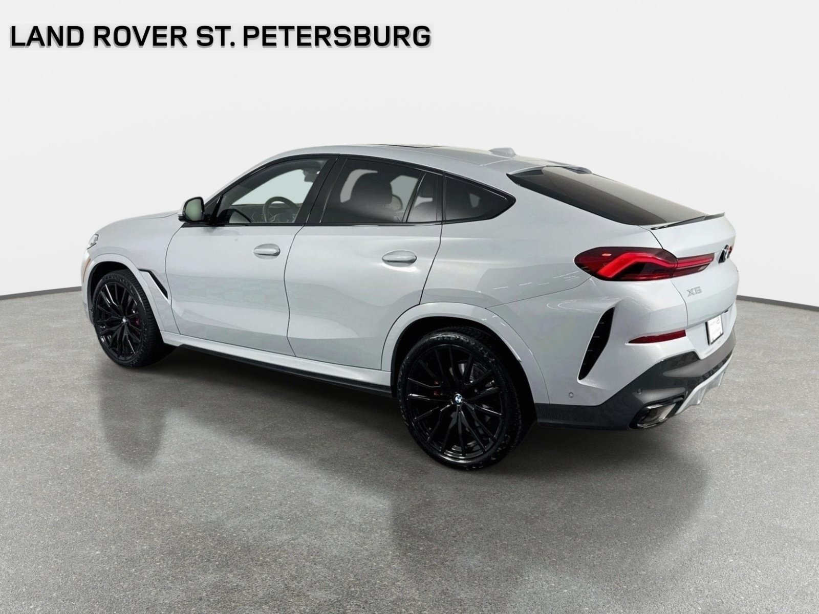 Used 2024 BMW X6 xDrive40i w/ Premium Package AWD/4WD image 7