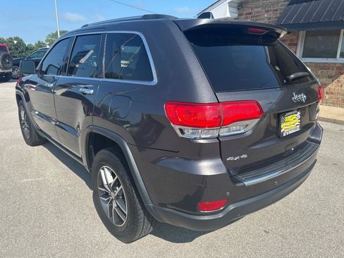 Used 2017 Jeep Grand Cherokee Limited w/ Luxury Group II AWD/4WD image 9