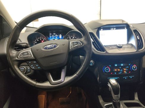 Used 2019 Ford Escape SE FWD image 22