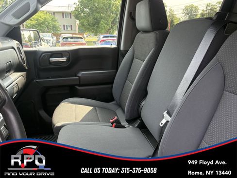 Used 2020 Chevrolet Silverado 1500 Custom w/ Custom Value Package AWD/4WD image 25