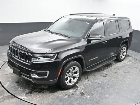 Used 2022 Jeep Wagoneer Series II image 39