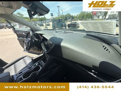 Used 2023 Buick Envision Essence FWD image 27