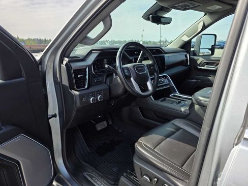 Used 2024 GMC Sierra 2500 Denali w/ Denali Reserve Package AWD/4WD image 19