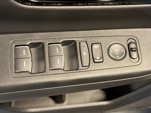 Used 2025 Honda CR-V EX-L image 15