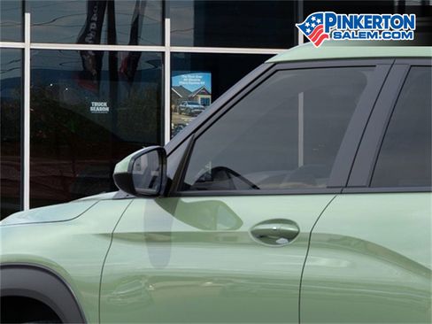 New 2026 Chevrolet TrailBlazer LT w/ Convenience Package image 12