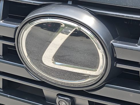 Used 2025 Lexus GX 550 w/ Accessory Package (2T) AWD/4WD image 34