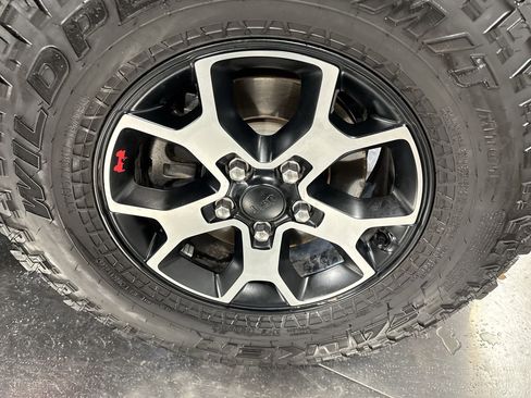 Used 2021 Jeep Wrangler Unlimited Rubicon w/ Cold Weather Group image 14